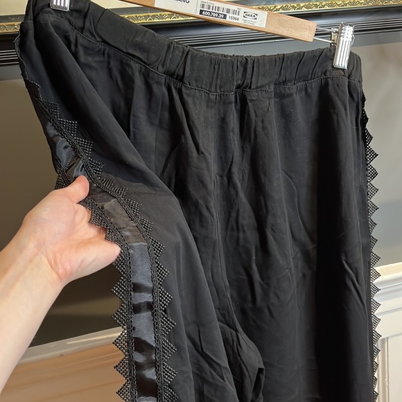 Save the Queen - Sheer beach pants / cover up - Picture 3 of 8